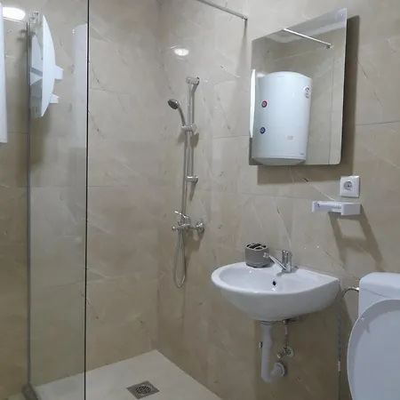 Phoenix Apartment *
